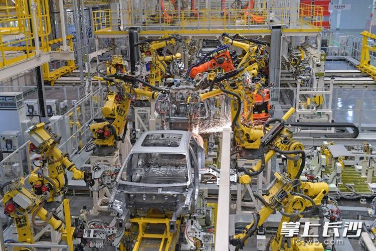 广汽埃安长沙工厂投产 长沙新能源汽车"加速前行"